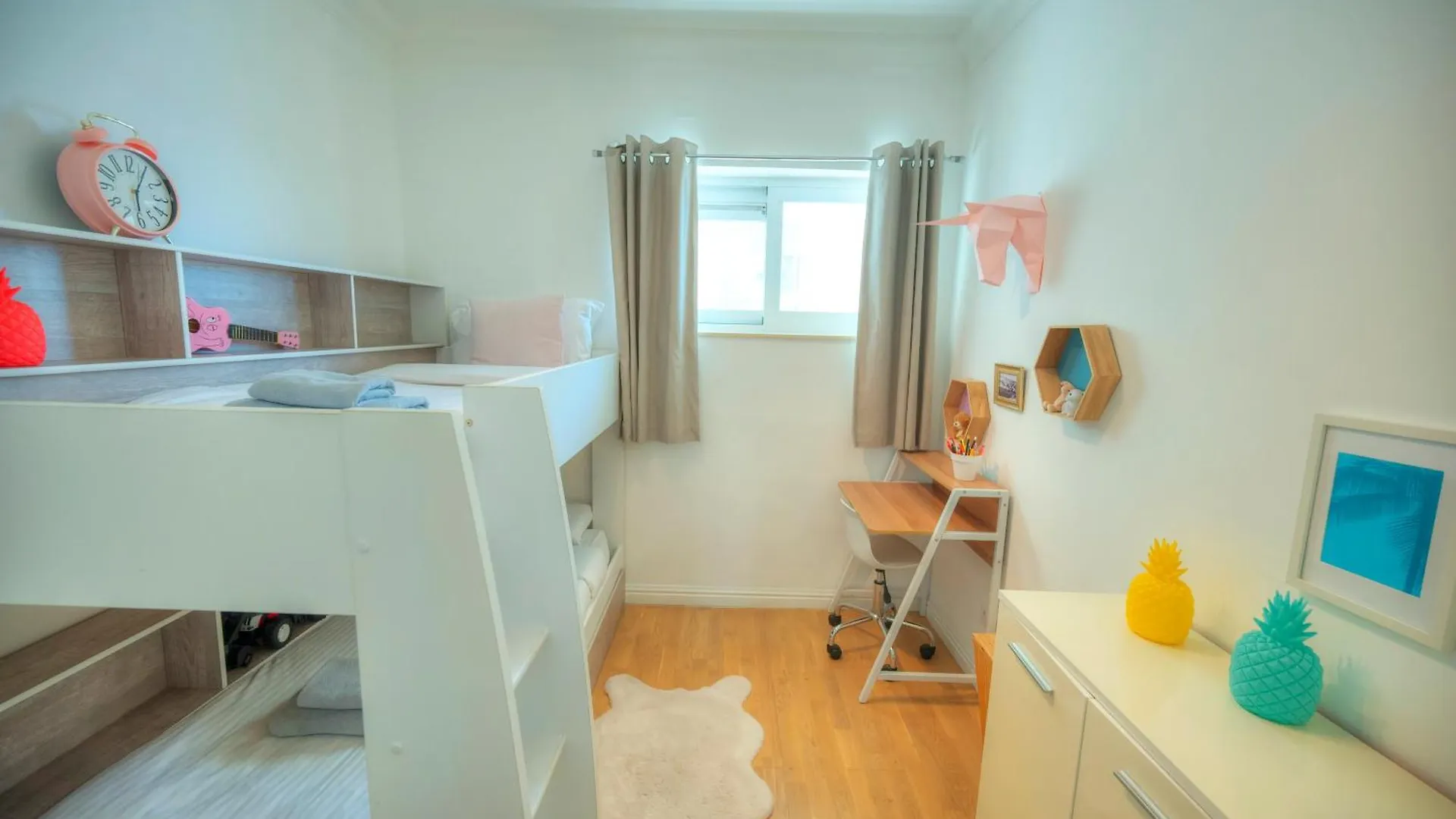 Seaview Terrace, 2Bedrooms, Communal Pool Cogo1-1 Sliema